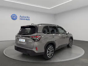 Subaru Forester Station 2.0i e-Boxer Luxury