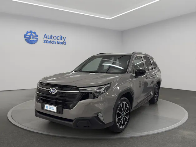 Subaru Forester Station 2.0i e-Boxer Luxury