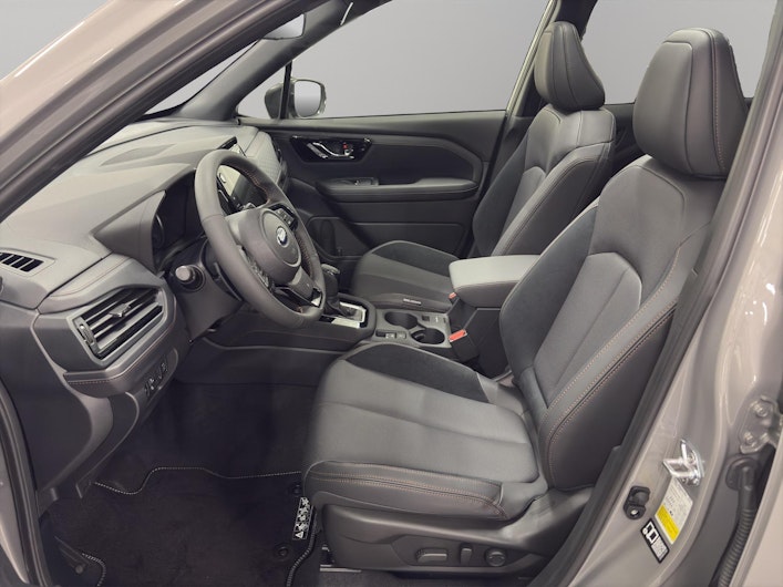 Vehicle image SUBARU FORESTER