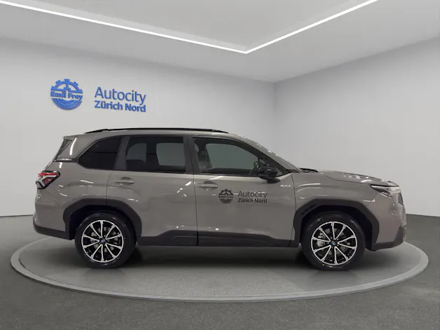Subaru Forester Station 2.0i e-Boxer Luxury