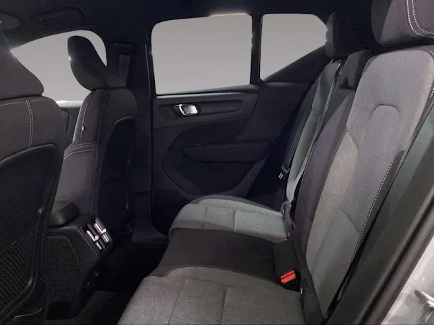 Volvo XC40 2.0 B3 MH XCITE