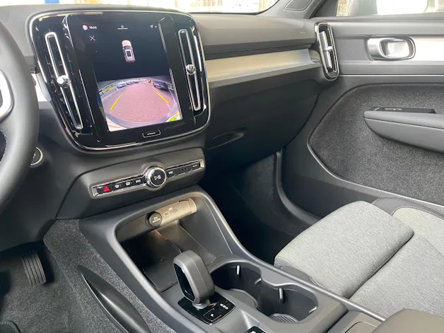 Volvo XC40 2.0 B3 MH XCITE