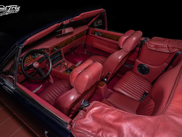 Aston Martin Volante