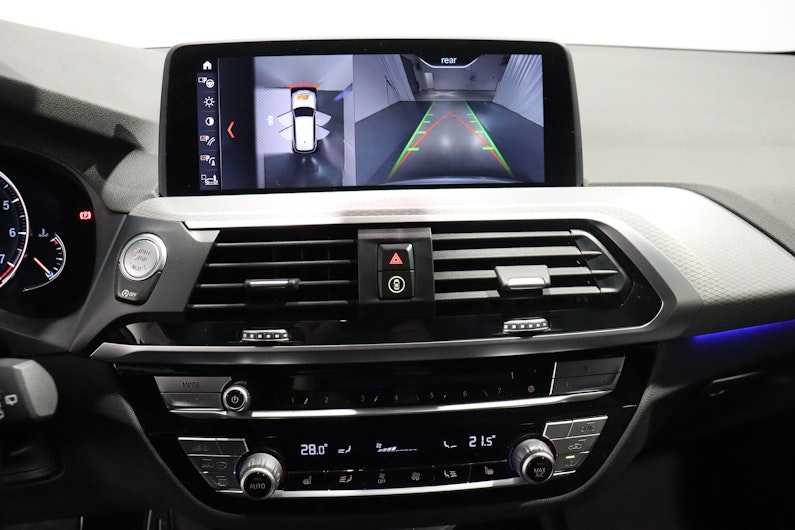 Vehicle image BMW X3