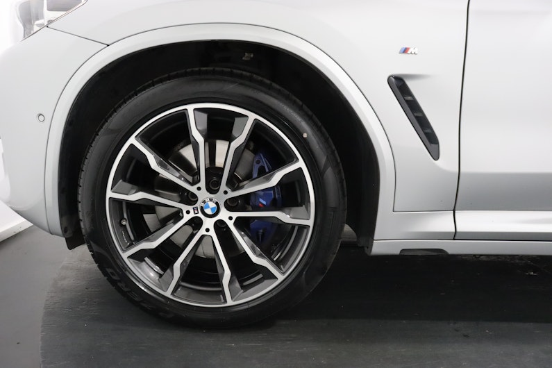 Vehicle image BMW X3