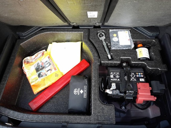 Vehicle image 8 Vehicle image 8