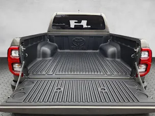 Toyota Hilux Double Cab.-Pick-up 2.8 D-4D MHEV 204 Invincible