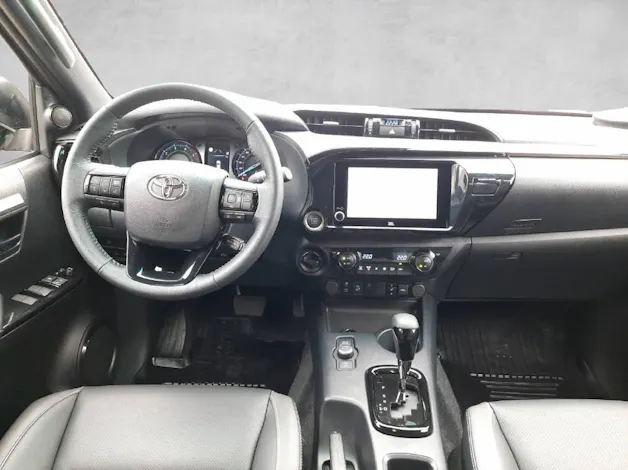 Toyota Hilux Double Cab.-Pick-up 2.8 D-4D MHEV 204 Invincible