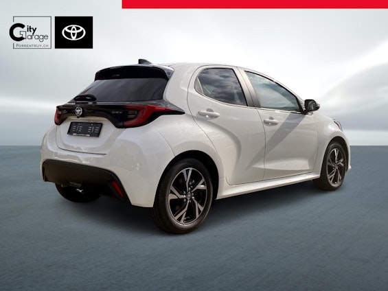 Vehicle image 10 Vehicle image 10