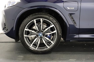 Vehicle image BMW X3 30e xDrive SAG