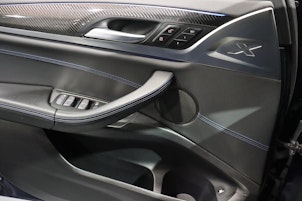 Vehicle image BMW X3 30e xDrive SAG