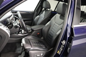 Vehicle image BMW X3 30e xDrive SAG