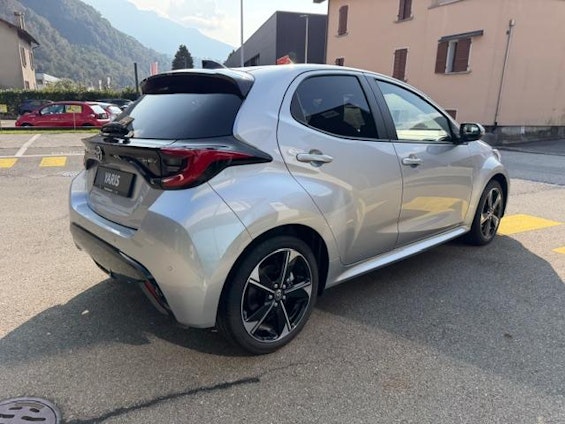 Vehicle image 5 Vehicle image 5