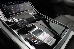 Fahrzeugbild AUDI Q7 3.0 55 TFSI S Line quattro T-Tronic