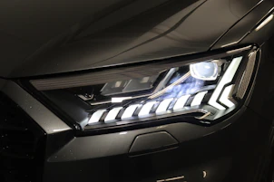 Fahrzeugbild AUDI Q7 3.0 55 TFSI S Line quattro T-Tronic