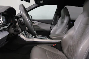 Fahrzeugbild AUDI Q7 3.0 55 TFSI S Line quattro T-Tronic