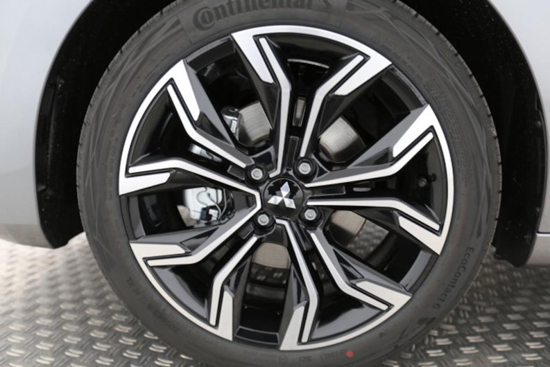 Vehicle image MITSUBISHI COLT