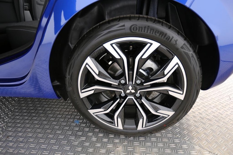 image du véhicule MITSUBISHI COLT