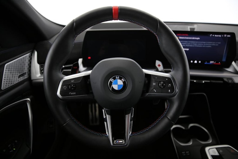 Vehicle image BMW X2