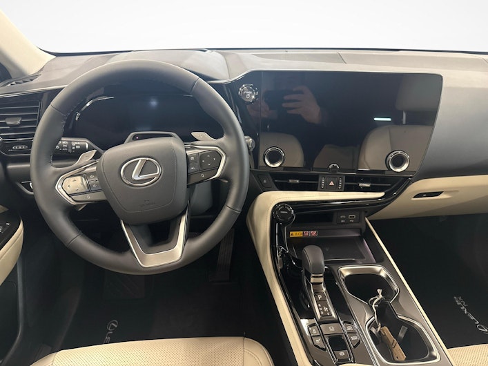 Vehicle image LEXUS NX