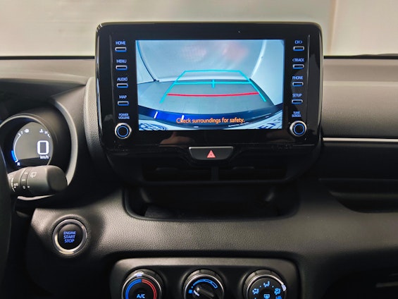 Vehicle image 9 Vehicle image 9