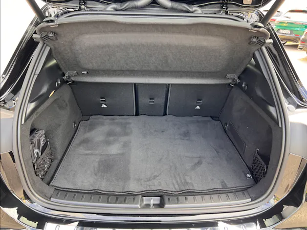 Mercedes-Benz EQA 350 Excellence AMG Line 4matic