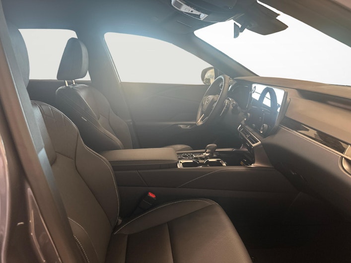 Vehicle image LEXUS RX