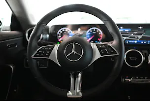 Mercedes-Benz CLA 180 Progressive