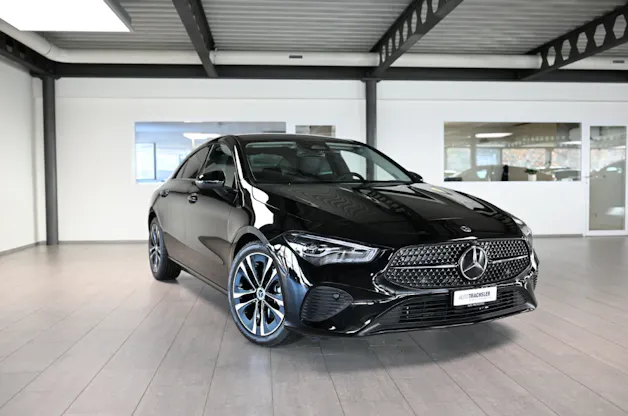 Mercedes-Benz CLA 180 Progressive