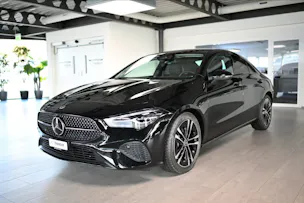 Mercedes-Benz CLA 180 Progressive