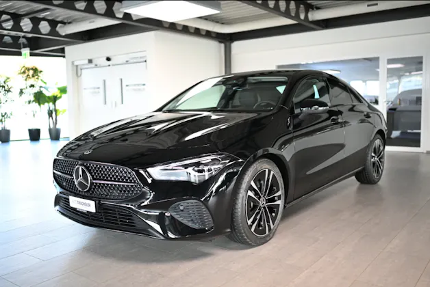 Mercedes-Benz CLA 180 Progressive