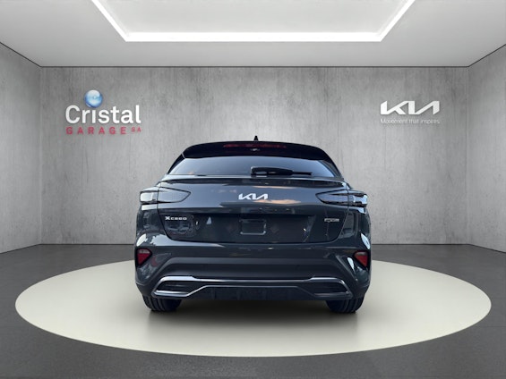 Vehicle image 4 Vehicle image 4