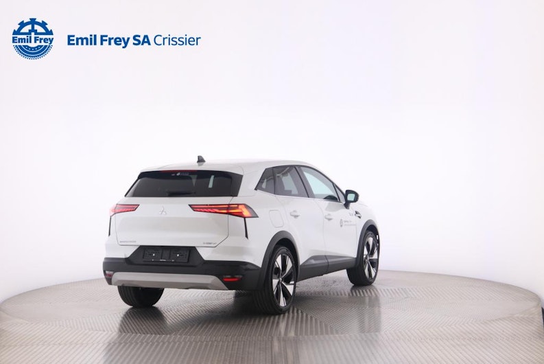 Vehicle image MITSUBISHI GRANDIS