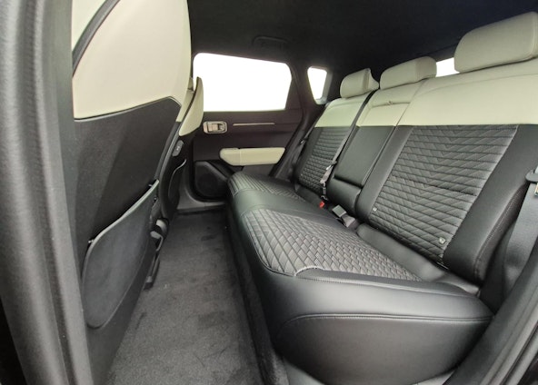 Vehicle image 9 Vehicle image 9