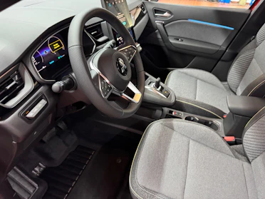 MITSUBISHI GRANDIS 7