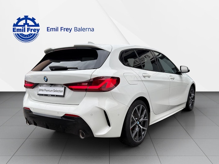 Vehicle image BMW 1 SERIES