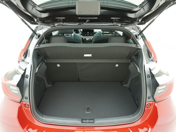 Vehicle image 18 Vehicle image 18