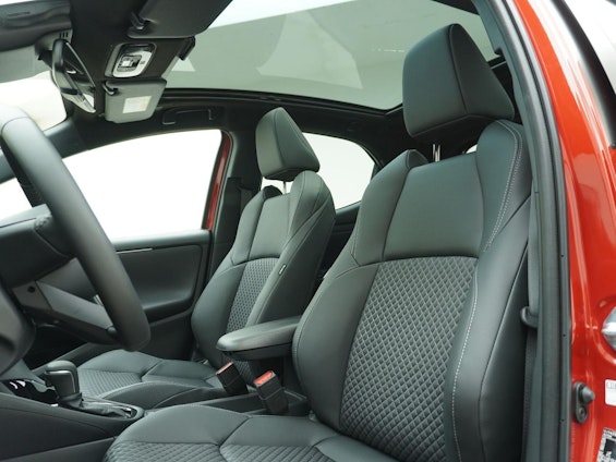 Vehicle image 7 Vehicle image 7