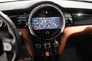 Vehicle image MINI Cabrio F57 1.5i One