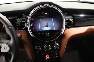 Vehicle image MINI Cabrio F57 1.5i One