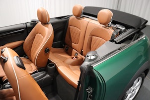 Vehicle image MINI Cabrio F57 1.5i One