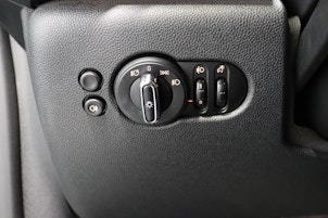 Vehicle image MINI Cabrio F57 1.5i One