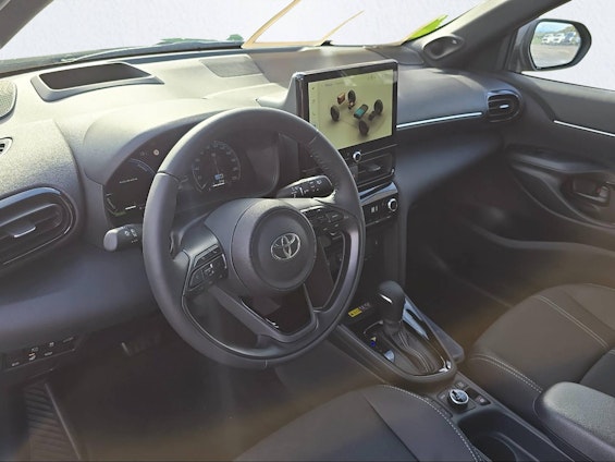 Vehicle image 9 Vehicle image 9