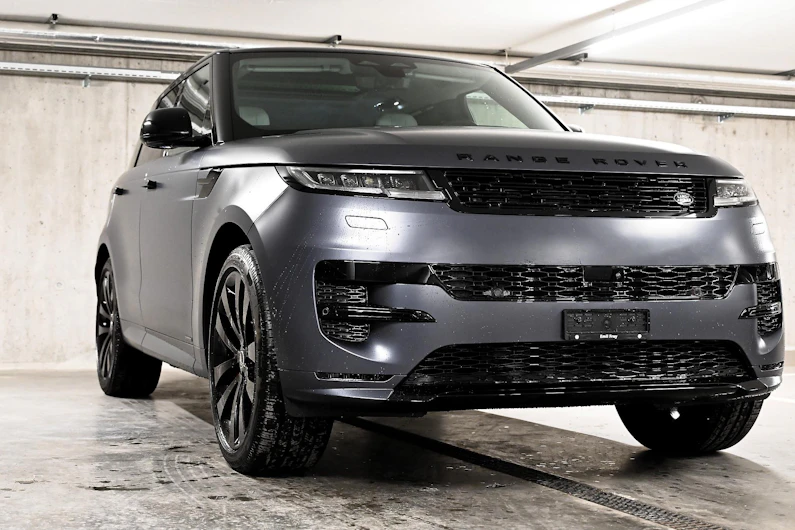 Fahrzeugbild LAND ROVER RANGE ROVER SPORT