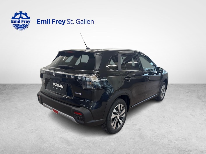 Vehicle image SUZUKI S-CROSS