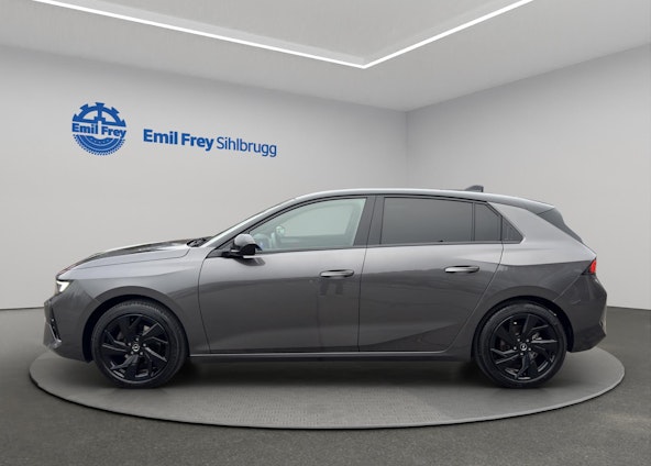 Vehicle image 4 Vehicle image 4