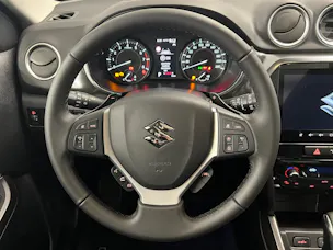 Suzuki Vitara 1.4 T Compact Top Hybrid 4x4