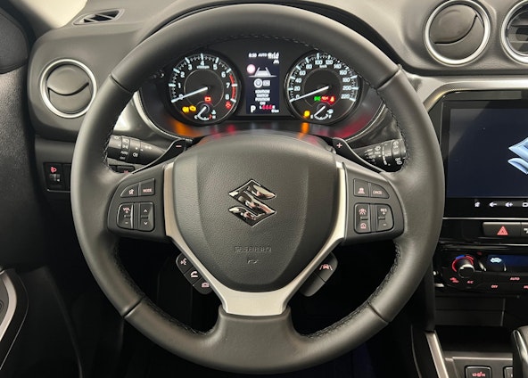 Vehicle image 4 Vehicle image 4