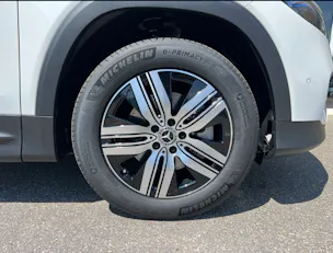 Mercedes-Benz EQB 300 Excellence Progressive 4matic