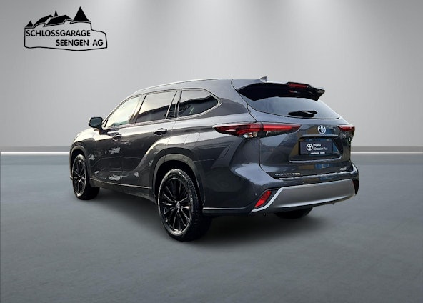 Vehicle image 6 Vehicle image 6